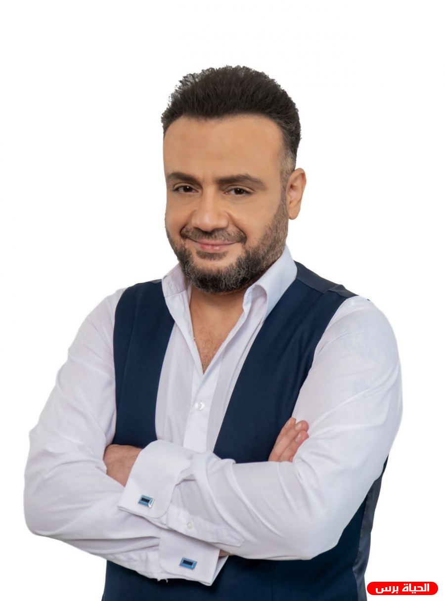 مهنّد مشلّح يعود إلى الساحة الفنية بمجموعة من الأغنيات المميزة